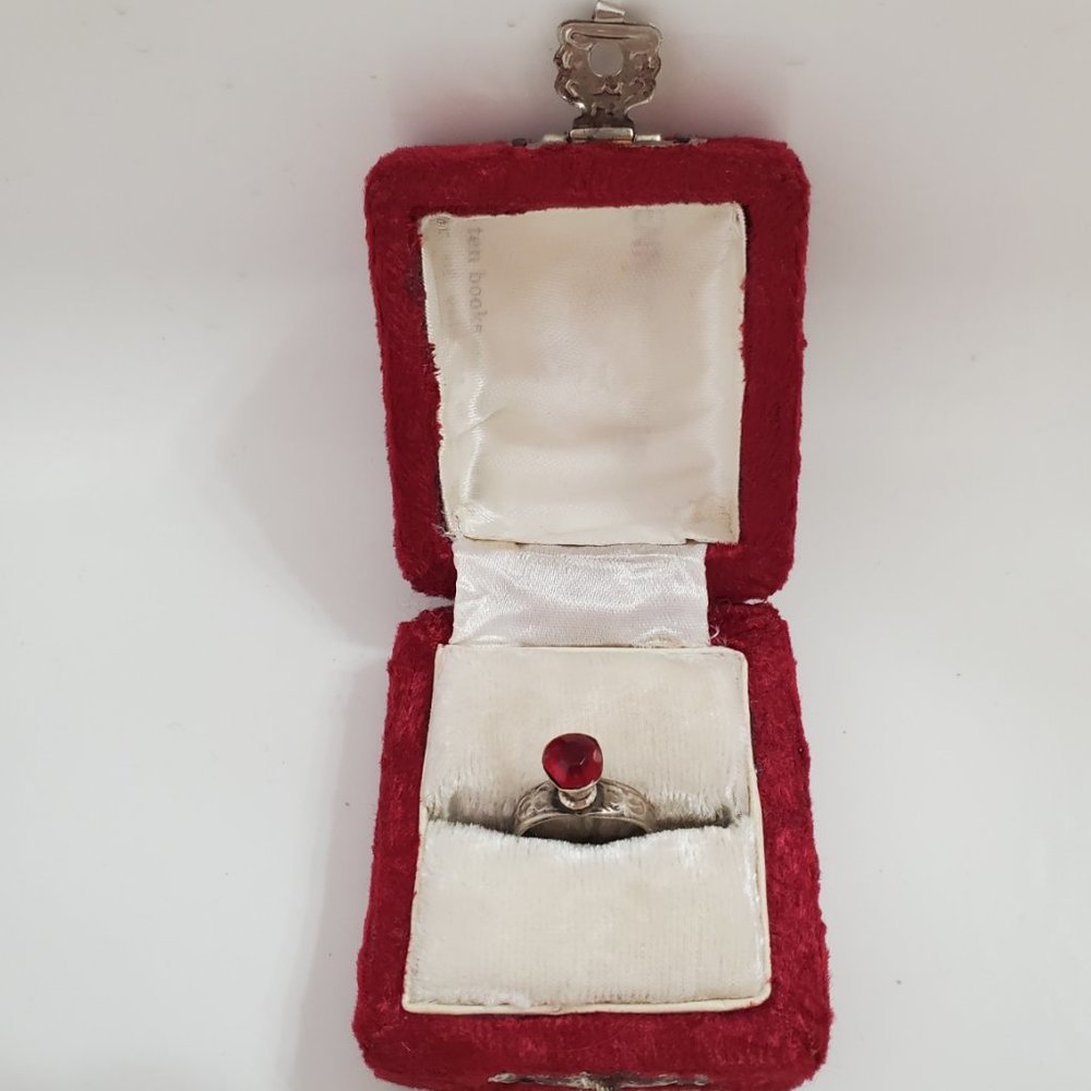 Red rupee medieval ring